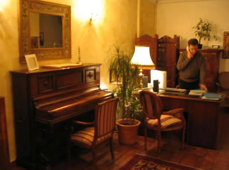 Hotel Fior D'Aliza Paris França